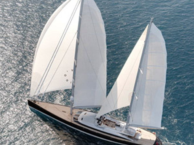 Kelvin Hughes supplies navigational equipment for high-performance luxury sailing yacht